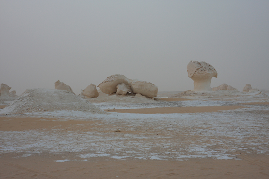 White-Desert Kalksteenformaties in The White Desert ten noordoosten van Farafra 0780-White-Dessert-near-Farafra-2560.jpg