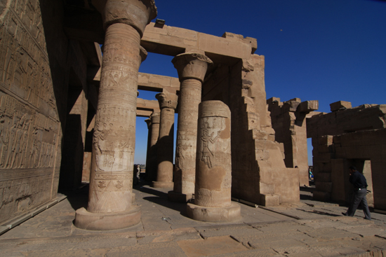 Kom-Ombo Sobek en Haroeris tempel<br>Kom Ombo 1960-Kom-Ombo-Temple-of-Sobek-and-Haroeris-3975.jpg