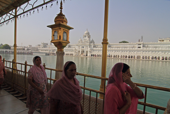 Amritsar1 <br><br> 0050-Amritsar-Gouden-Sikh-tempel-2419.jpg