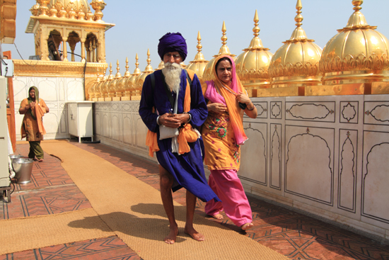 Amritsar1 Schitterende Sikh - kleding<br><br> 0090-Amritsar-Gouden-Sikh-tempel-2438.jpg