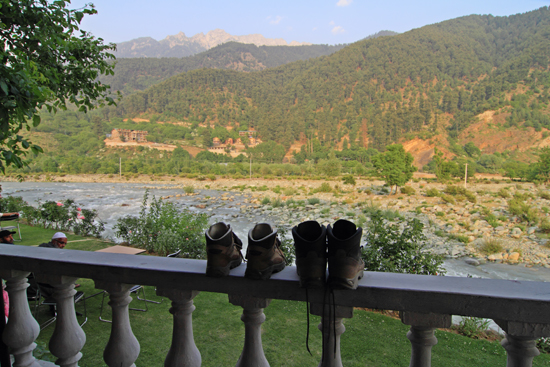 Pahalgam2 Even rust !<br><br> 0760-Pahalgam-Kashmir-3005.jpg