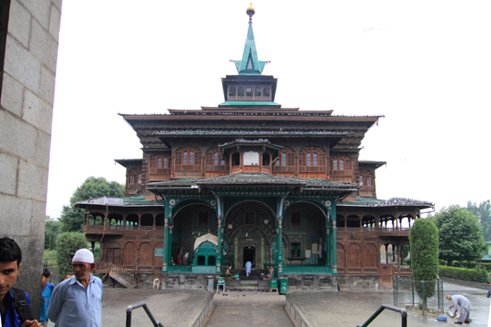Srinagar2 Schitterende Shah Hamdan Moskee<br><br> 1130-Shah-Hamdan-Mosque-Srinagar-Kashmir-3347.jpg