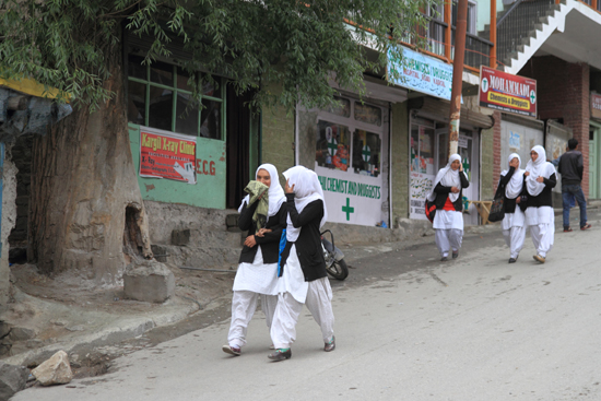 Kargil Streetlife<br><br> 1960-Kargil-Ladakh-3945.jpg