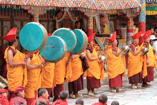 Hemis-Festival Tijdens onze reis door Sikkim hadden wij al eens een kloosterfestival bijgewoond<br>maar het blijft een speciale beleving<br><br> 2570-Hemis-festival-Ladakh-4448.jpg