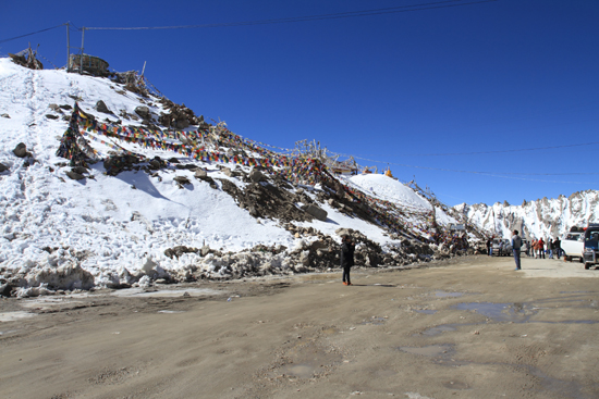 Khardung-La <br><br> 3650-Khardung-La-Pass-Ladakh-5024.jpg