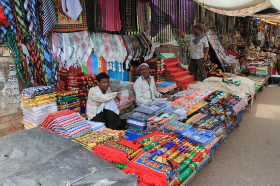 Ladakh-Delhi <br><br> 4060-Delhi-streetlife-5193.jpg