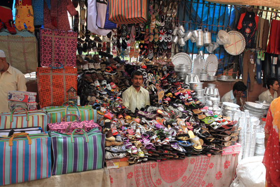 Ladakh-Delhi Shoes !<br><br> 4070-Delhi-streetlife-5195.jpg