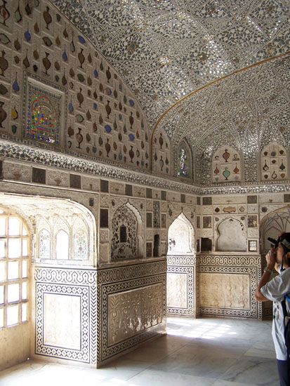 Jaipur Schitterend bewerkt plafond Plafond-mozaik-Amber-Fort-Jaipur_3639.jpg