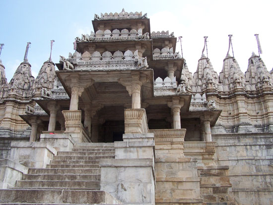 Udaipur De Adinath Jain tempel in Ranakpur (1432) Ranakpur-Adinath-Jain-Tempel_3282.jpg