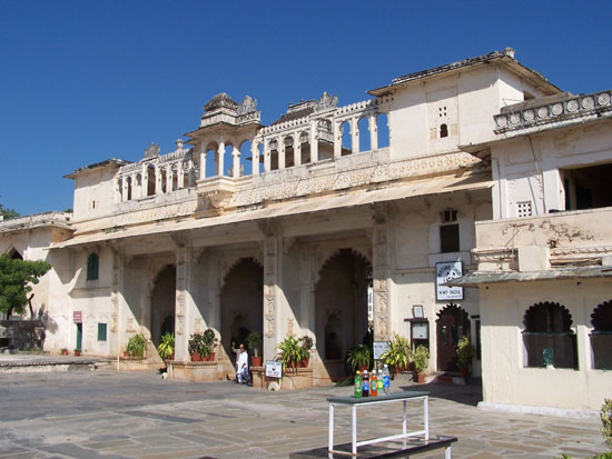 Udaipur Het City-palace in Udaipur (1571) Udaipur-City-Palace_3369.jpg