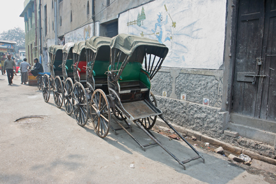 Kolkata2 Kolkata is the last town in India with human-powered rickshaws Kolkata is de laatste stad in India met loopriksja's 1680_3106.jpg