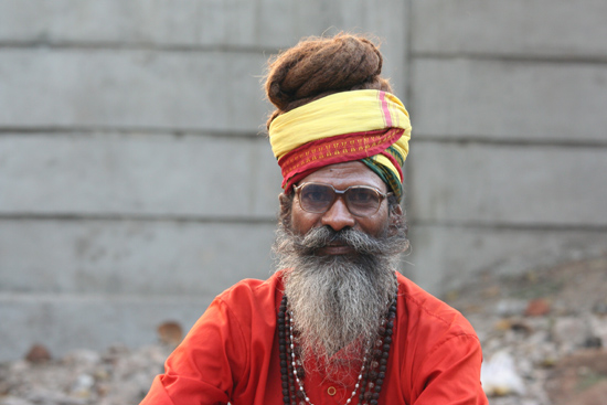 Adivasi-Tour1 Holy-man in Taptapani Holy-man in Tapapani - Orissa 2180_4451.jpg