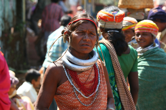 Adivasi-Tour5 Enormous ear-rings and collars Enorme oorringen en halsbanden 2880_5134.jpg