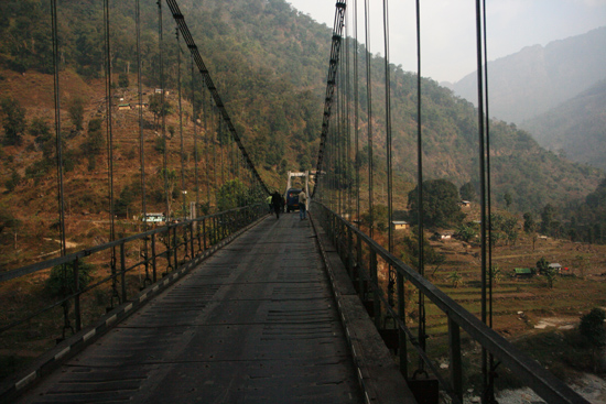 Tashiding Hangbrug over de Rathang River in de Himalaya<br><br> 0440_3647.jpg