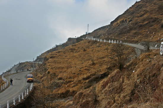 Gangtok Start van een schitterende tocht vanuit Gangtok door de bergen<br>naar het Tsomgo meer op 3.800 m, vlakbij de grens met Tibet<br><br> 0850_3898.jpg