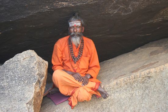 Hampi Holy man IMG_8815.jpg