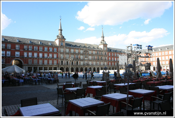 Madrid01 Plaza Mayor 0030_6190.jpg