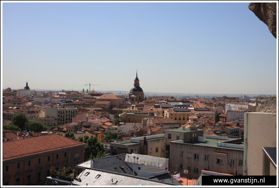 Madrid03 View from the roof of the Catedral de Santa Maria La Real de Almudena 0460_6563.jpg