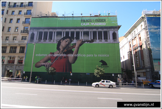 Madrid06 Billboards at Plaza Callao 1100_6386.jpg