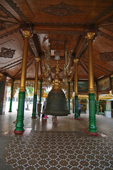 Yangon1 Yangon - Shwedagon pagode   0080_4723.jpg