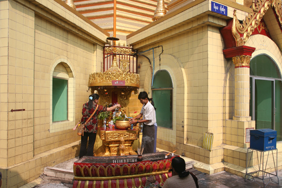 Yangon2 Sule Paya Pagode   0280_4770.jpg