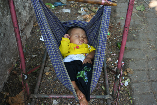 Yangon2 Yangon centrum - Streetlife   0500_8304.jpg