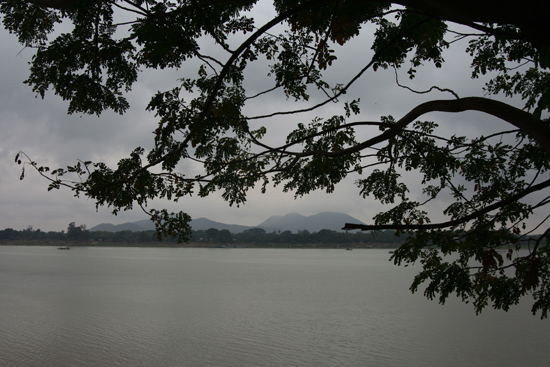 Monywa1 Monywa - Chindwin River   1430_5815.jpg