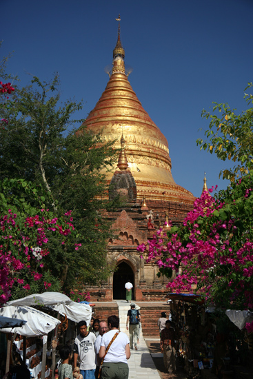 Bagan1 Entree van de Dhamma Ya Zi Ka Paya (1196)   1860_6048.jpg