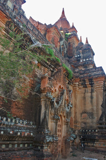 Bagan2 Bagan Honderden pagodes in prachtig landschap   2020_6192.jpg