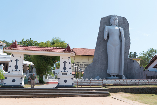 Dondra Devalaya - tempel Enorm Boeddha beeld-0690