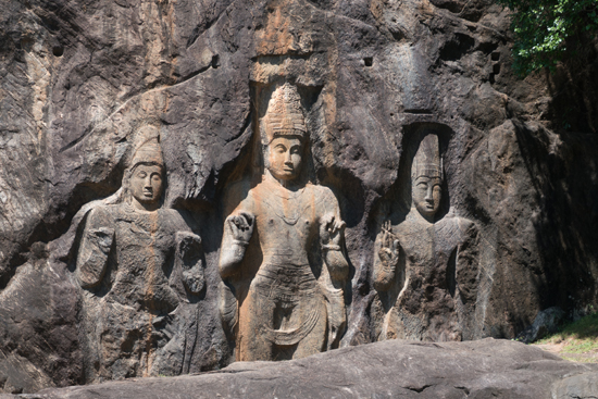 Buduruwagala statues - Wellawaya-1720