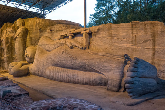 Polonnaruwa Gal-Vihare-3120