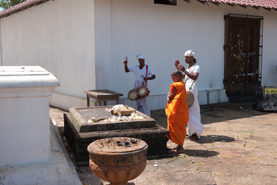 Mihintale - Anuradhapura-3220