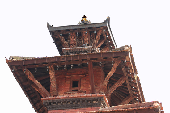 Patan (Lalitpur) Fraai houtsnijwerk in het Koninklijk Pleis - Royal Palace op Durbar Square-0600