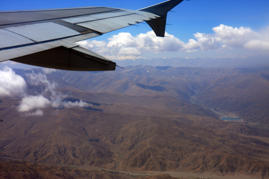 Prachtig uitzicht op de Himalaya tijdens de vlucht  van Kathmandu-Nepal naar Lhasa-Tibet-0810