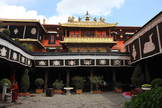 Jokhang tempel in Lhasa-1000