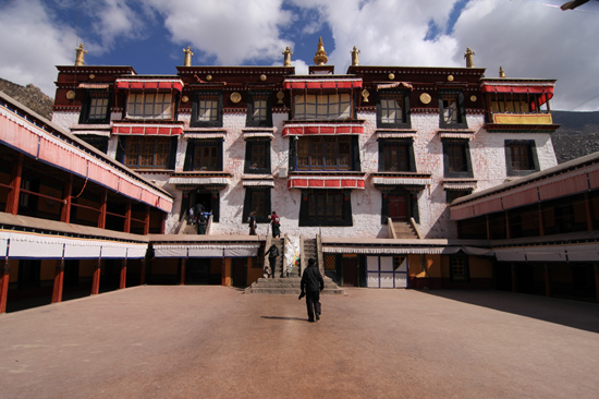 Drepung klooster - 8 km ten westen van Lhasa. Een van de grootste kloosters ter wereld (1416)-1080